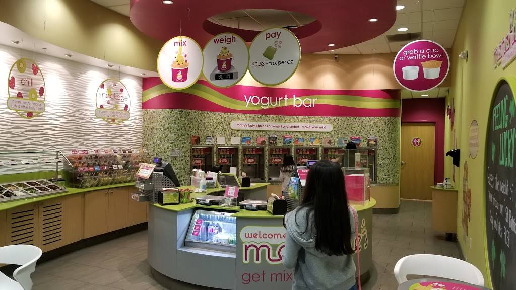 Menchies Frozen Yogurt | bakery | FOLSOM GATEWAY, 2405 Iron Point Rd Ste 120, Folsom, CA 95630, USA | 9163659640 OR +1 916-365-9640