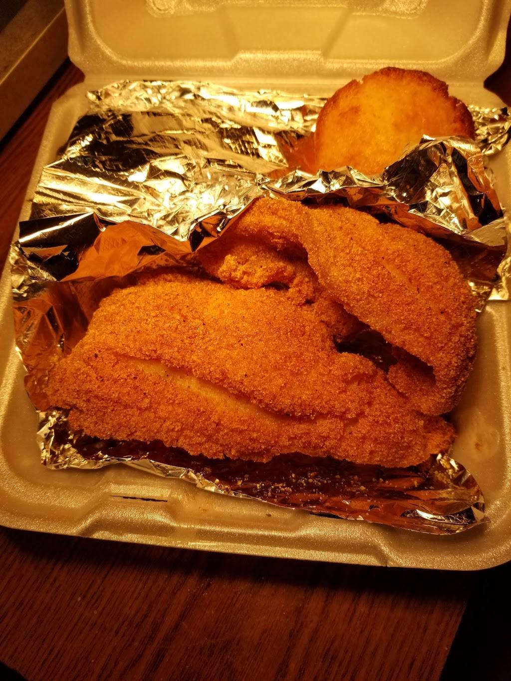 Flavors Southern Cooking | restaurant | 5721 W Division St, Chicago, IL 60651, USA | 7733790909 OR +1 773-379-0909