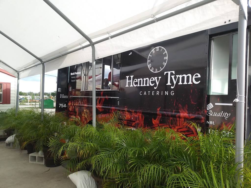Henney Tyme Bar and Lounge | night club | 3200 W Hallandale Beach Blvd, Hollywood, FL 33023, USA | 7544007349 OR +1 754-400-7349