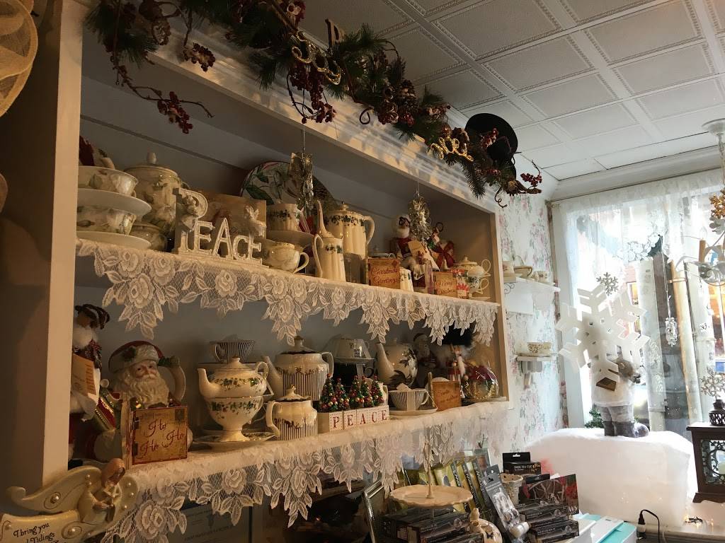 The Secret Garden Tearoom & Gift Shoppe | cafe | 225 Main St, Port Jefferson, NY 11777, USA | 6314768327 OR +1 631-476-8327