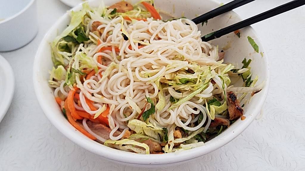 Pho Fresh | restaurant | 15271 McGregor Blvd, Fort Myers, FL 33908, USA | 2396896022 OR +1 239-689-6022