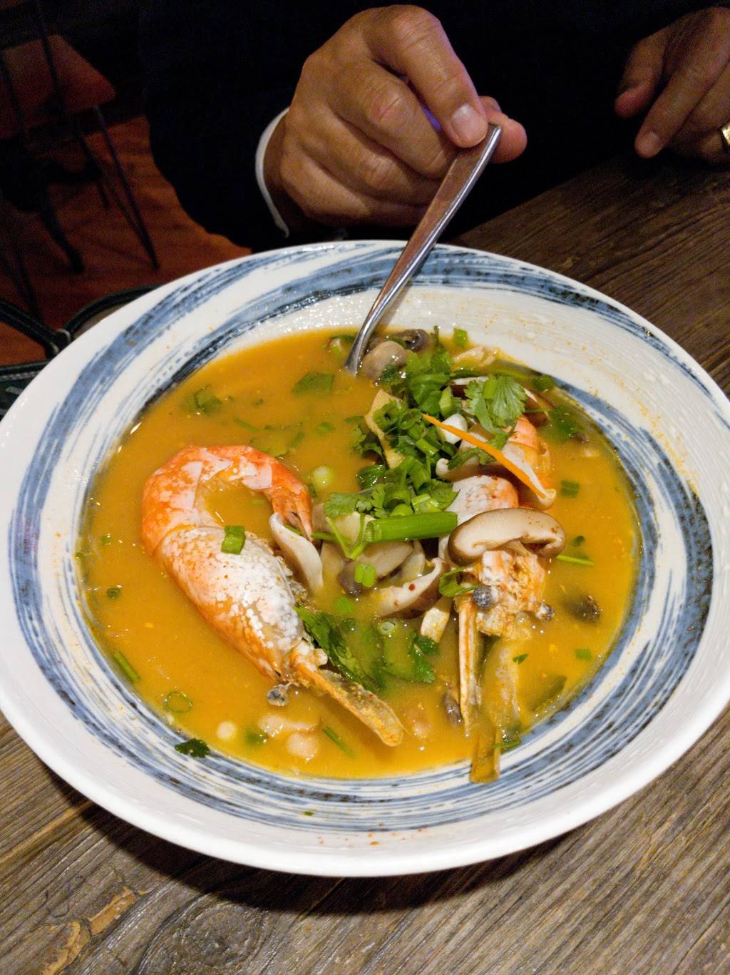 Silli Kori Restaurant | restaurant | 2053 W Division St, Chicago, IL 60622, USA | 7733845352 OR +1 773-384-5352