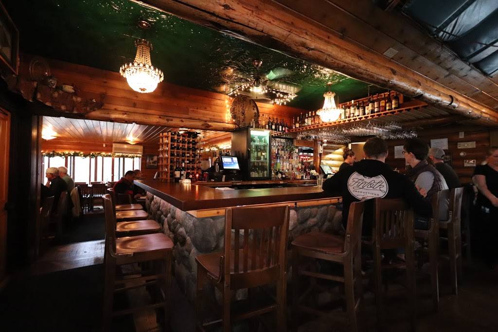 Phils Tara Hideaway | restaurant | 15021 60th St N, Oak Park Heights, MN 55082, USA | 6514399850 OR +1 651-439-9850