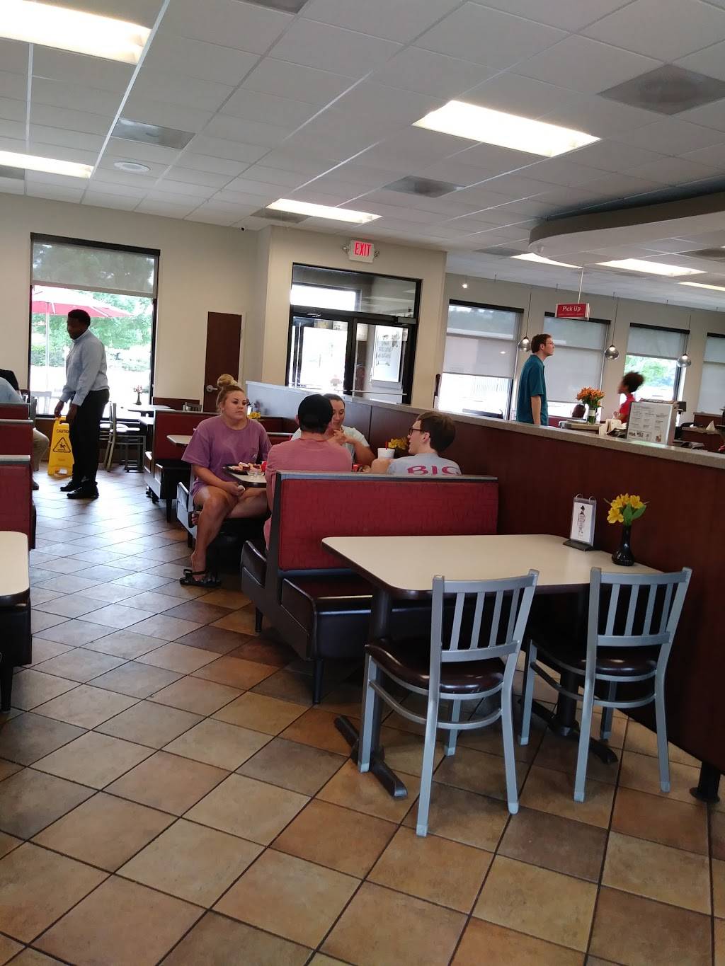 Chick-fil-A | restaurant | 1648 Montclair Rd, Irondale, AL 35210, USA | 2059572229 OR +1 205-957-2229