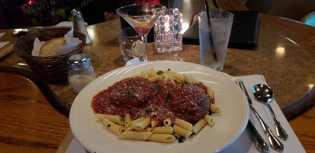 Aliotos | restaurant | 3041 N Mayfair Rd, Milwaukee, WI 53222, USA | 4144766900 OR +1 414-476-6900