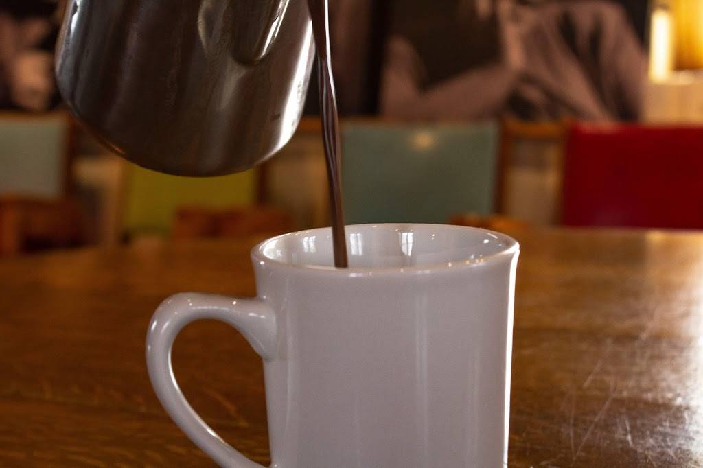 Deux Grains Au Moulin | restaurant | 1202 Chemin du Fleuve, Les Cèdres, QC J7T 1C2, Canada | 4502001144 OR +1 450-200-1144