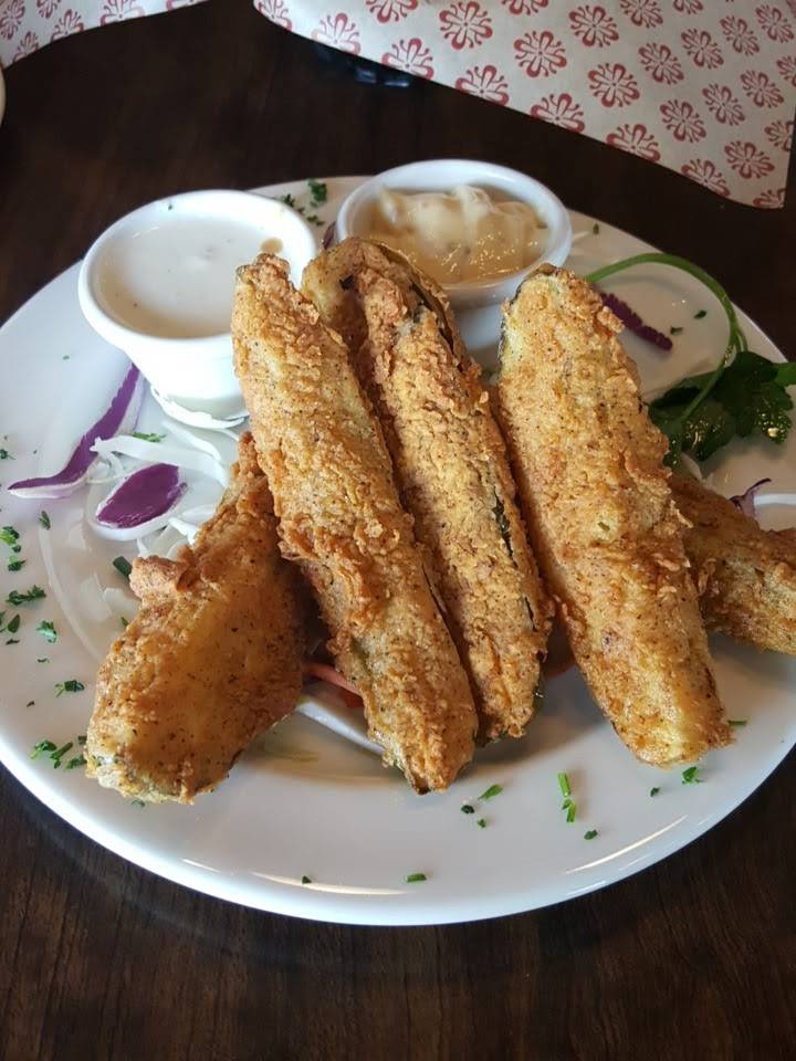 Lucilles Smokehouse Bar-B-Que | restaurant | 1445 Plaza Dr, West Covina, CA 91790, USA | 6263381227 OR +1 626-338-1227