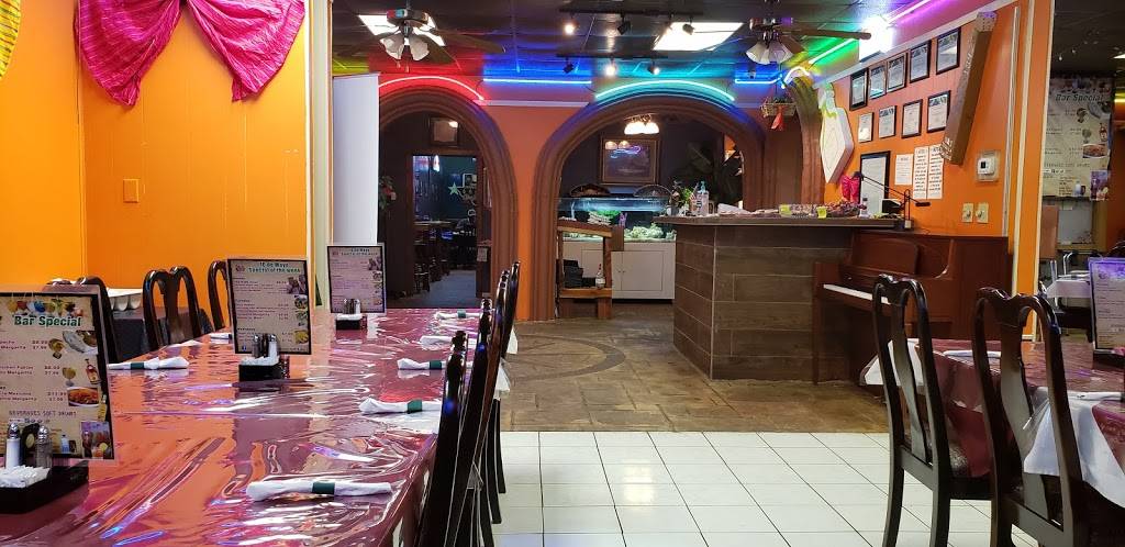 10 De Mayo Steaks, Mexican Grill & Bar | restaurant | 136 Mockingbird Ln, Livingston, TX 77351, USA | 9363271193 OR +1 936-327-1193