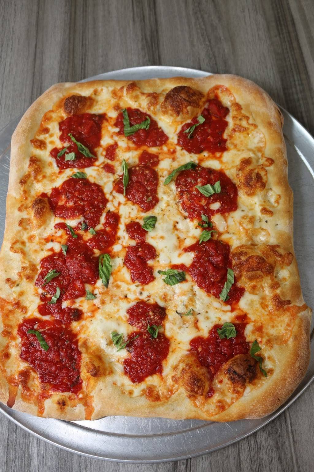 Calabria Pizza & Pasta | restaurant | 3681 Old Yorktown Rd, Shrub Oak, NY 10588, USA | 9145566410 OR +1 914-556-6410