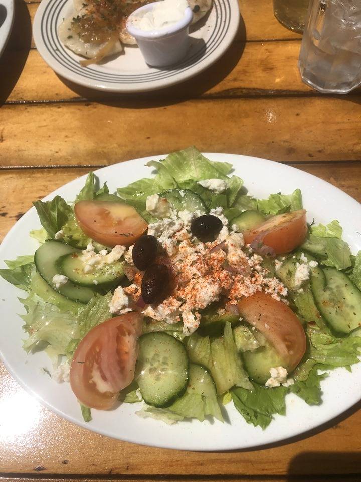 Izba | restaurant | 648 The Queensway, Etobicoke, ON M8Y 1K7, Canada | 4162517177 OR +1 416-251-7177