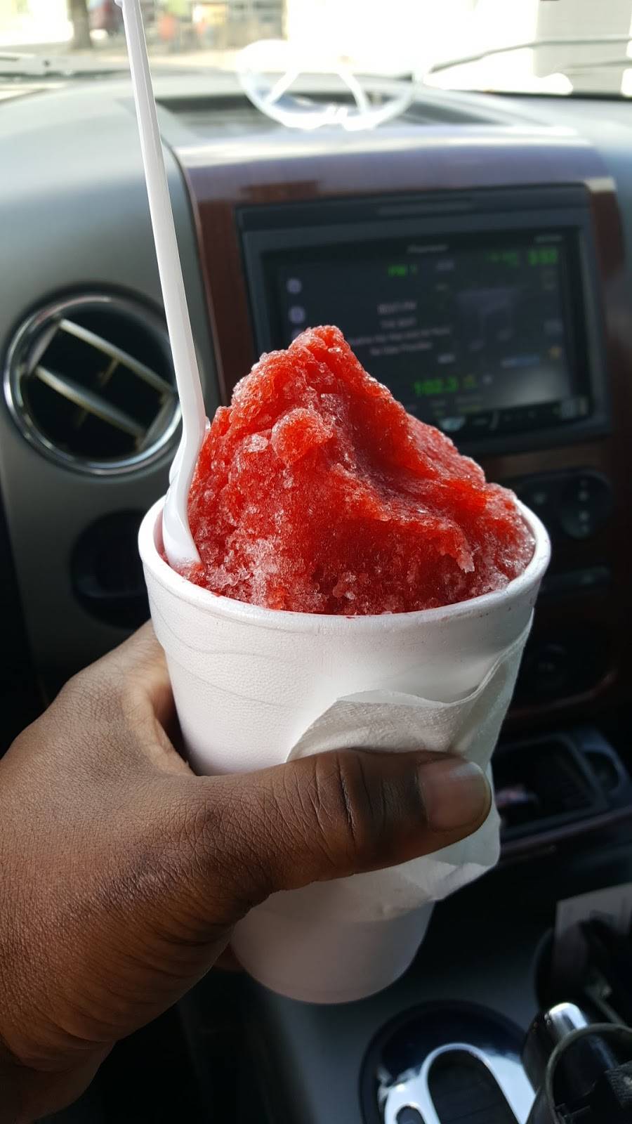 Frost Bites Shaved Ice | restaurant | 110 W Pflugerville Pkwy, Suite B2, Pflugerville, TX 78660, USA | 5126627611 OR +1 512-662-7611