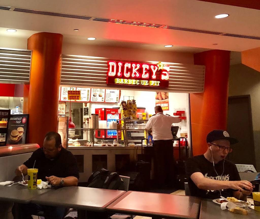 Dickeys Barbecue Pit | restaurant | DFW International Airport (DFW), Terminal C, Gate 6, Dallas, TX 75261, USA | 9725743857 OR +1 972-574-3857