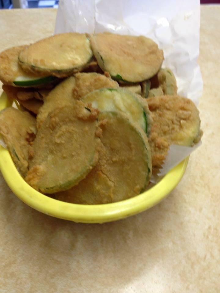 Sylvias Lunch Break | restaurant | 257 Summer St, Lancaster, NH 03584, USA | 6037883328 OR +1 603-788-3328