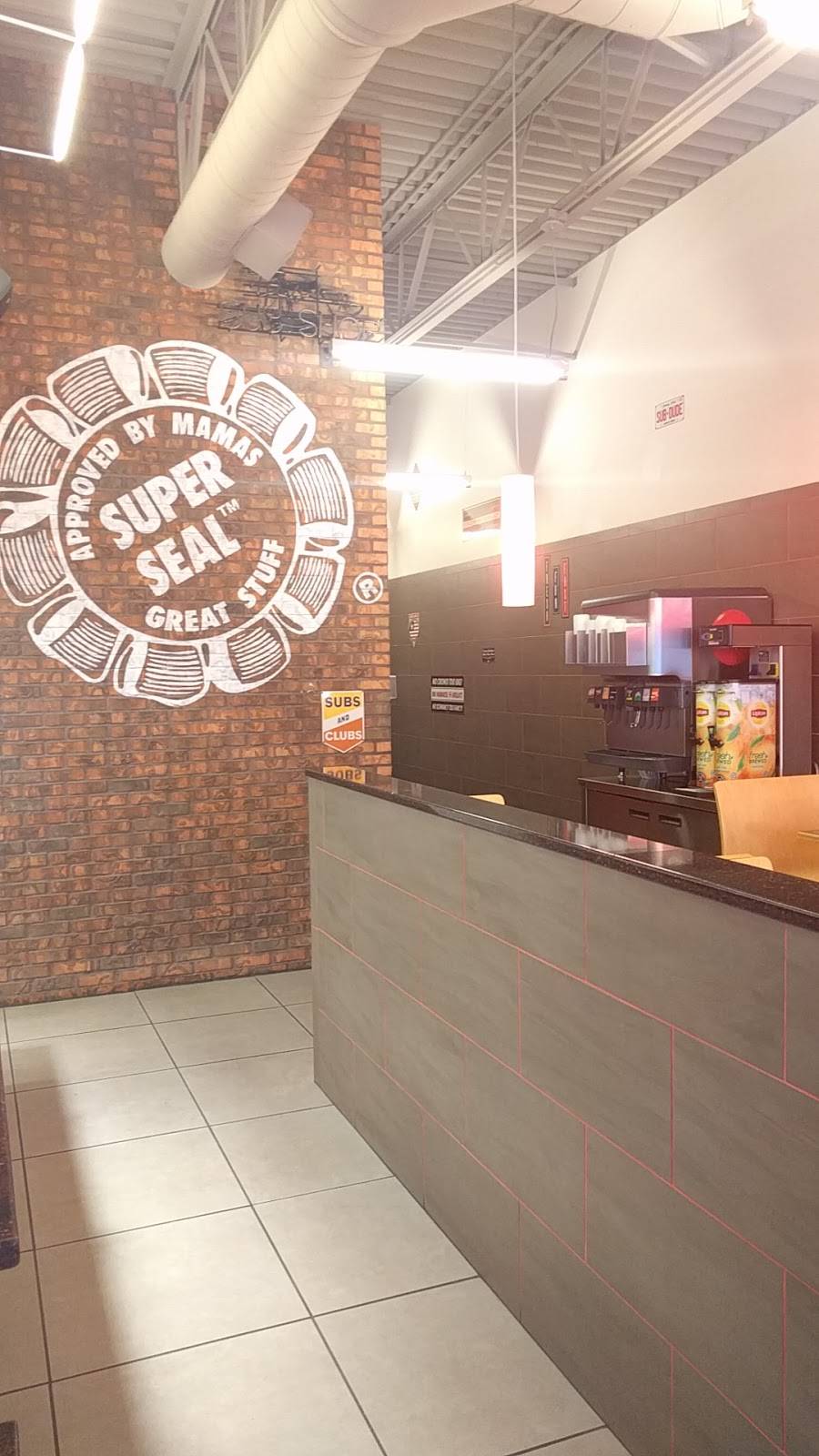 Jimmy Johns | meal delivery | 22662 Pontiac Trail, South Lyon, MI 48178, USA | 2484867030 OR +1 248-486-7030