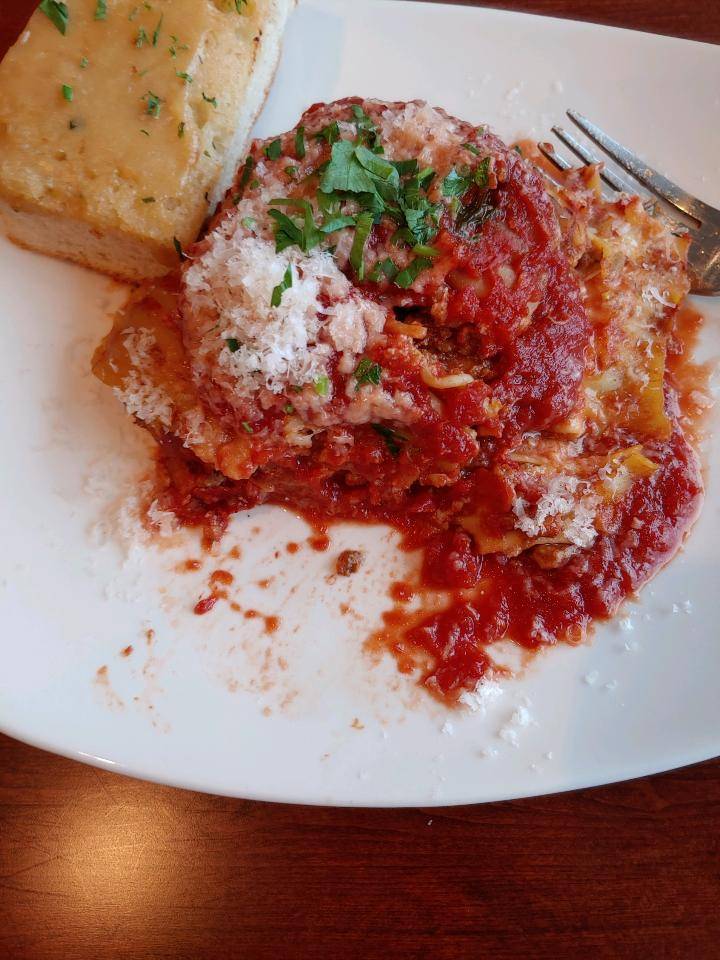 Tavolo Italian Bistro | restaurant | 204 E Chestnut St, Corydon, IN 47112, USA | 8122255148 OR +1 812-225-5148