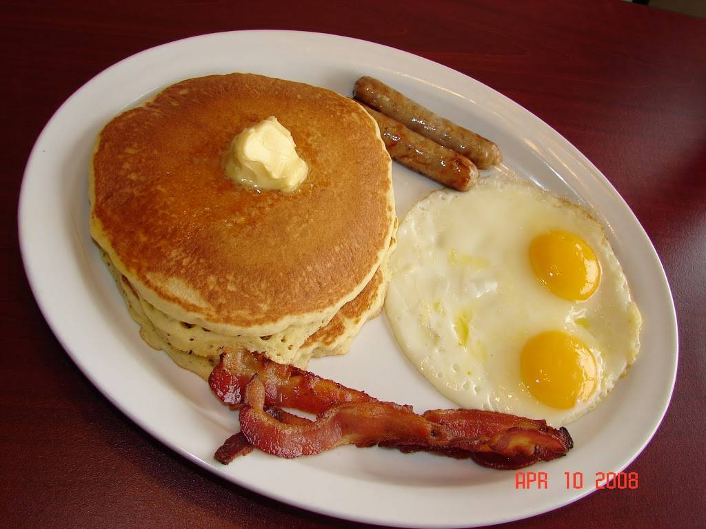 Guss Family Restaurant | restaurant | 4377 State Rd, Cleveland, OH 44109, USA | 2166615967 OR +1 216-661-5967