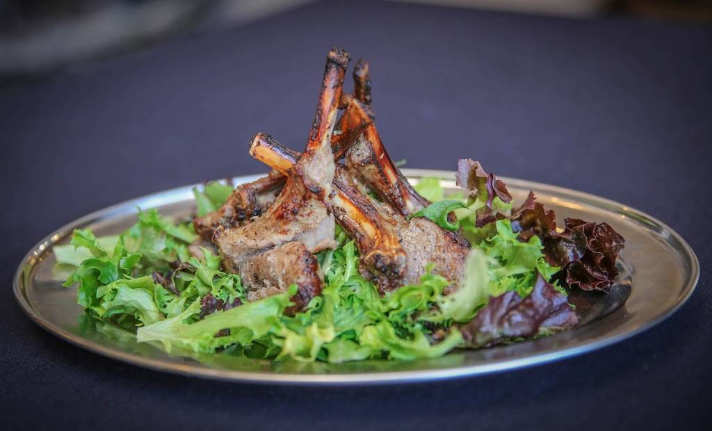 Skewers Kabob House | restaurant | 821 L St, Modesto, CA 95354, USA | 2095253611 OR +1 209-525-3611