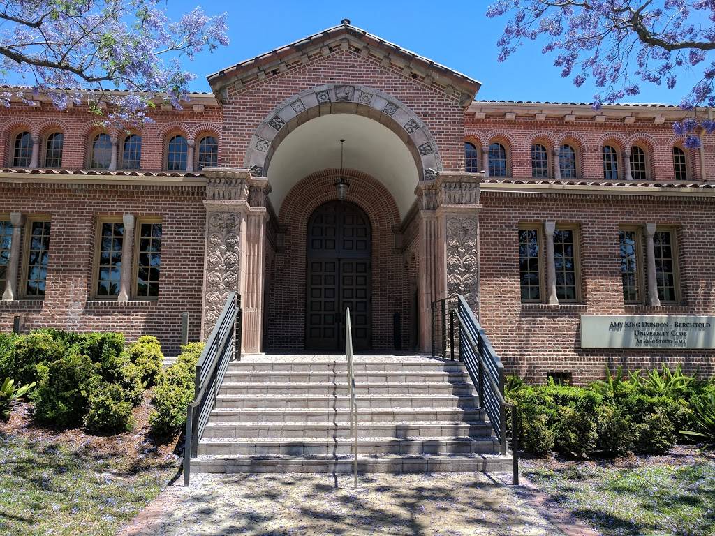 Amy King Dundon-Berchtold University Club of USC | restaurant | 705 W 34th St, Los Angeles, CA 90089, USA | 2137402030 OR +1 213-740-2030