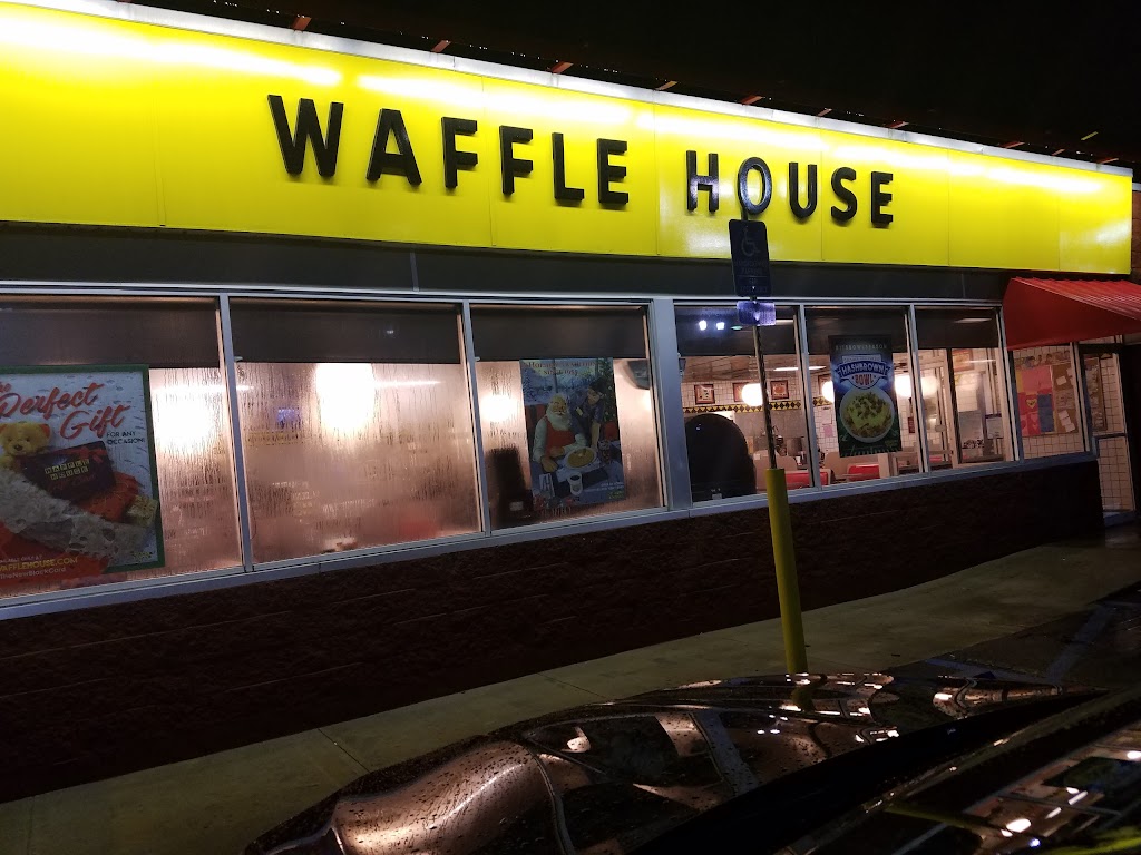 Waffle House | meal takeaway | 2325 Reeves St, Dothan, AL 36303, USA | 3346731997 OR +1 334-673-1997