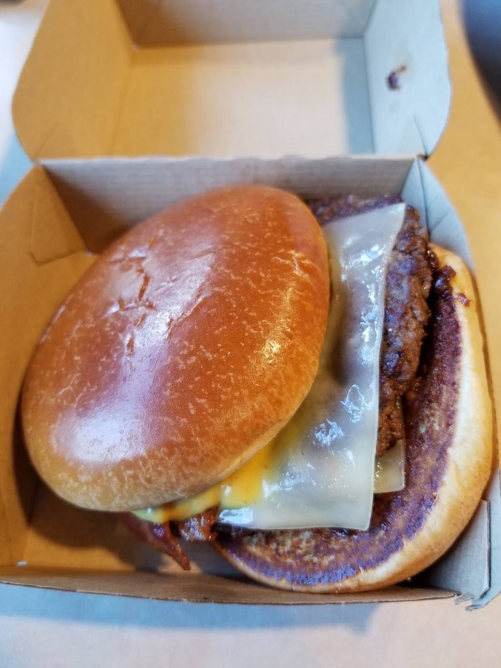 McDonalds | cafe | 840 SE Veterans Memorial Dr, Mableton, GA 30126, USA | 6783988614 OR +1 678-398-8614