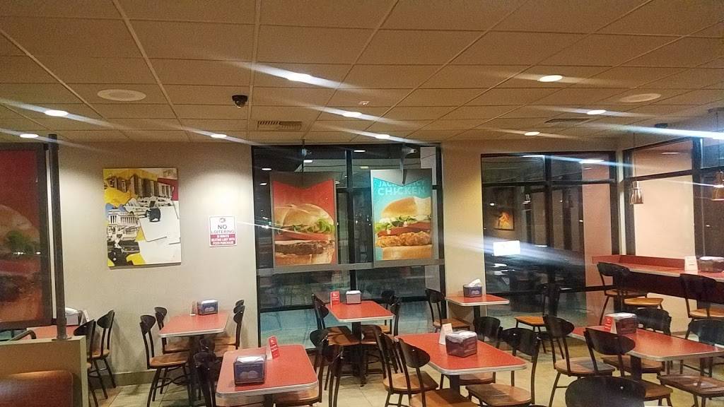 Jack in the Box | restaurant | 2591 E Tahquitz Canyon Way, Palm Springs, CA 92262, USA | 7604166678 OR +1 760-416-6678