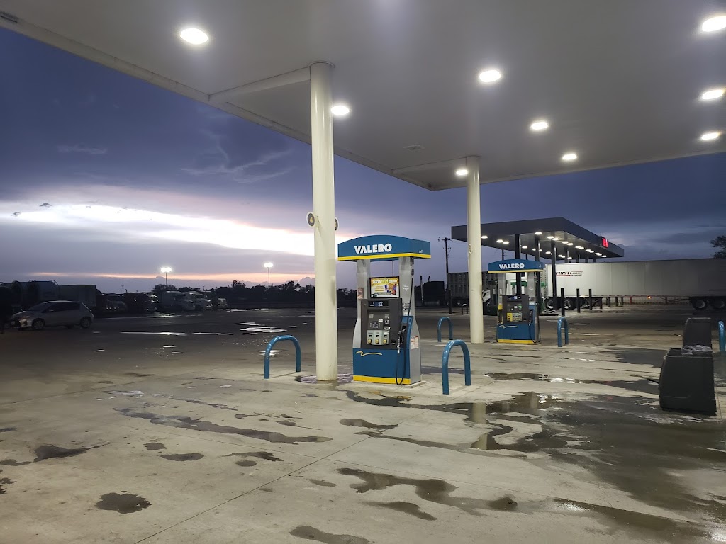 Allsups Convenience Store | restaurant | 1000 S Main St, Vega, TX 79092, USA | 8062672551 OR +1 806-267-2551