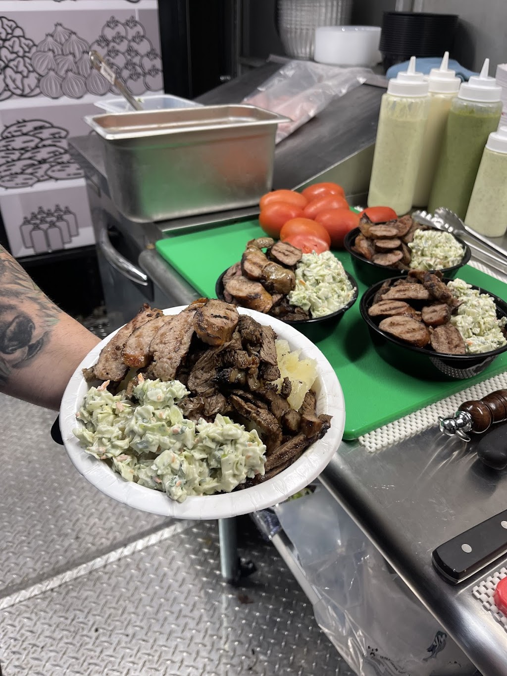 Calle 87 Food Truck | restaurant | 179 NW 87th Ave, Miami, FL 33166, USA | 3056999040 OR +1 305-699-9040