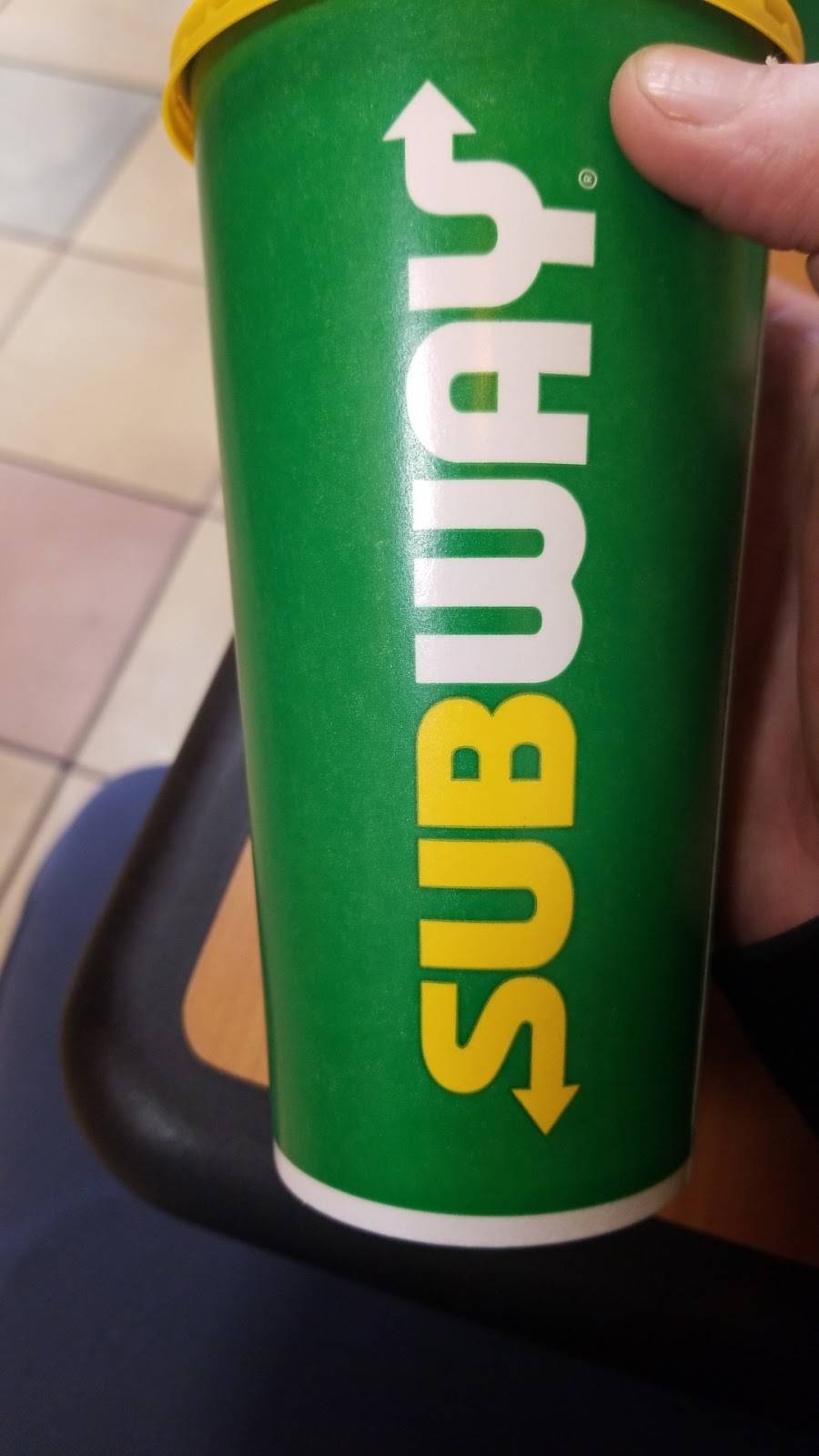 Subway Restaurants | restaurant | 1720 Rosecrans Ave, Compton, CA 90220, USA | 3106392585 OR +1 310-639-2585
