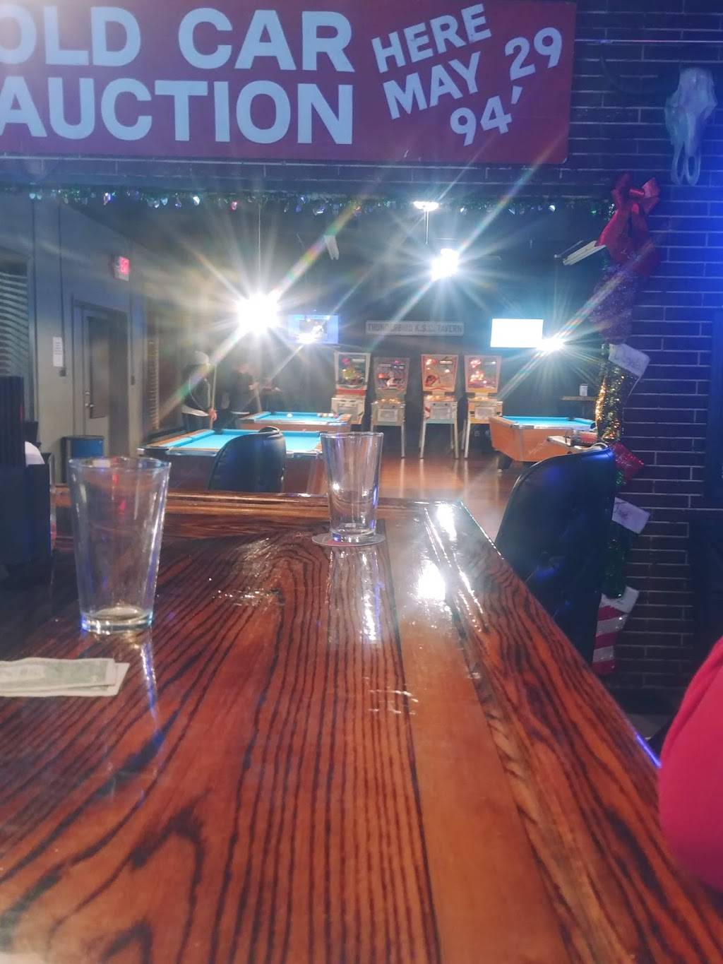 Thunderbird K.S.C. Tavern | restaurant | 8122 NE, I-69, Pleasant Valley, MO 64068, USA | 8164599934 OR +1 816-459-9934