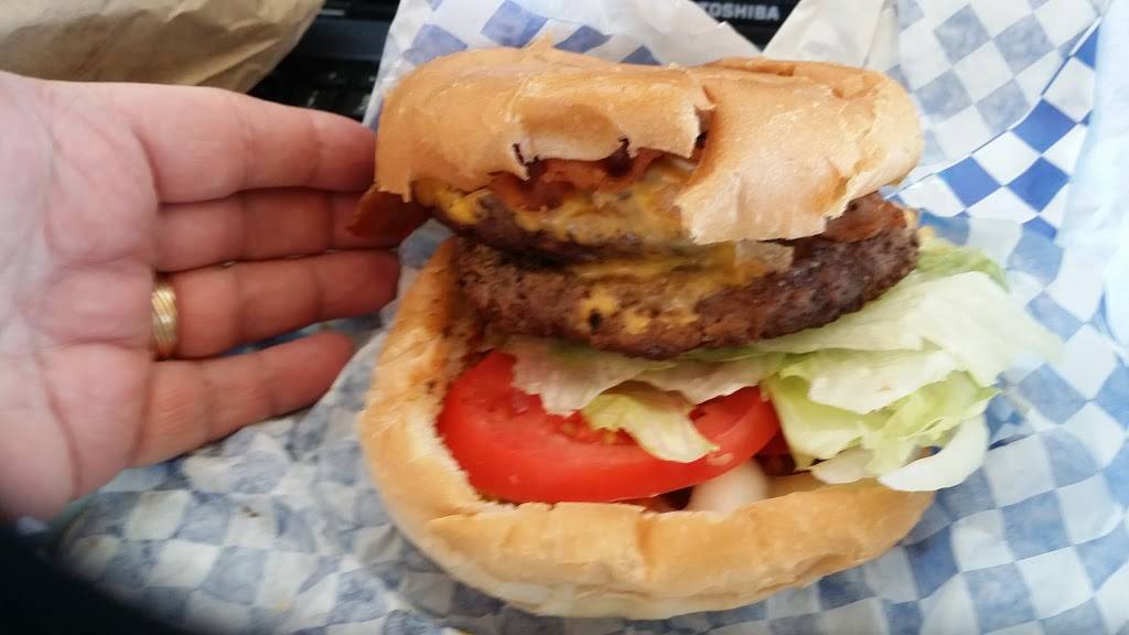 Scotts Burger Shack | restaurant | 4127 Franklin Blvd, Sacramento, CA 95820, USA | 9164514415 OR +1 916-451-4415