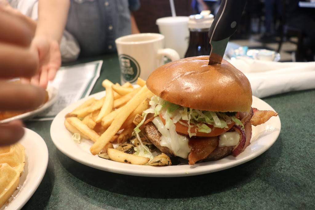 Metro Diner | cafe | 2053 S Tamiami Trail, Venice, FL 34293, USA | 9414512832 OR +1 941-451-2832