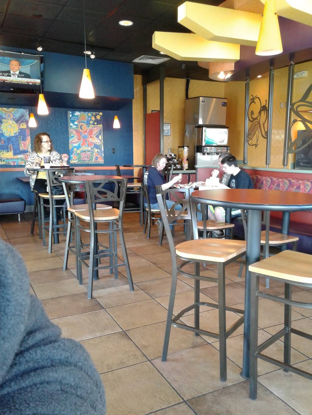 Taco Bell | meal takeaway | 500 Liberty St, Martinsville, VA 24112, USA | 2766662679 OR +1 276-666-2679