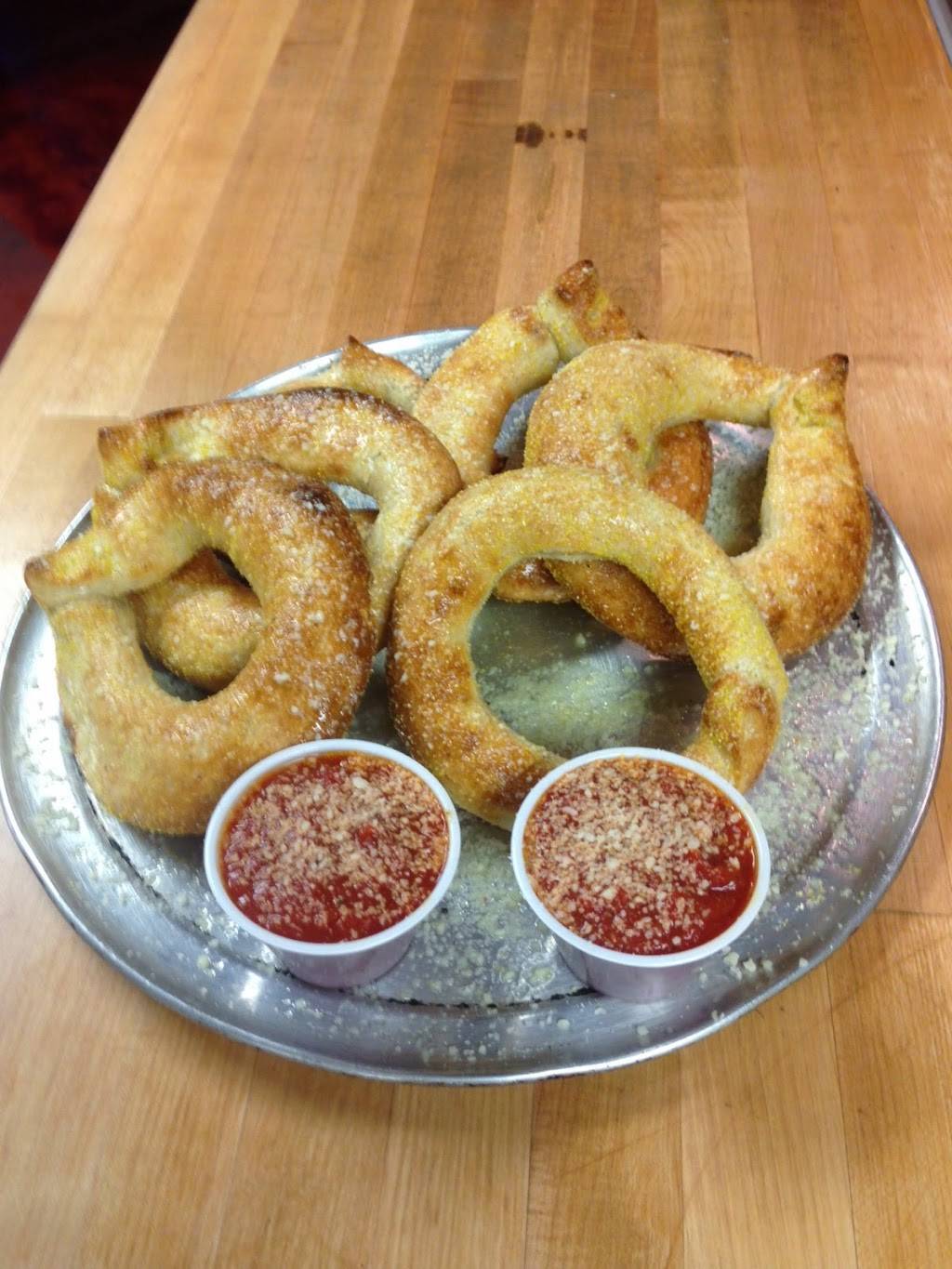 Tomato Bar Pizza Bakery | restaurant | 2310 Laporte Ave, Valparaiso, IN 46383, USA | 2194627499 OR +1 219-462-7499