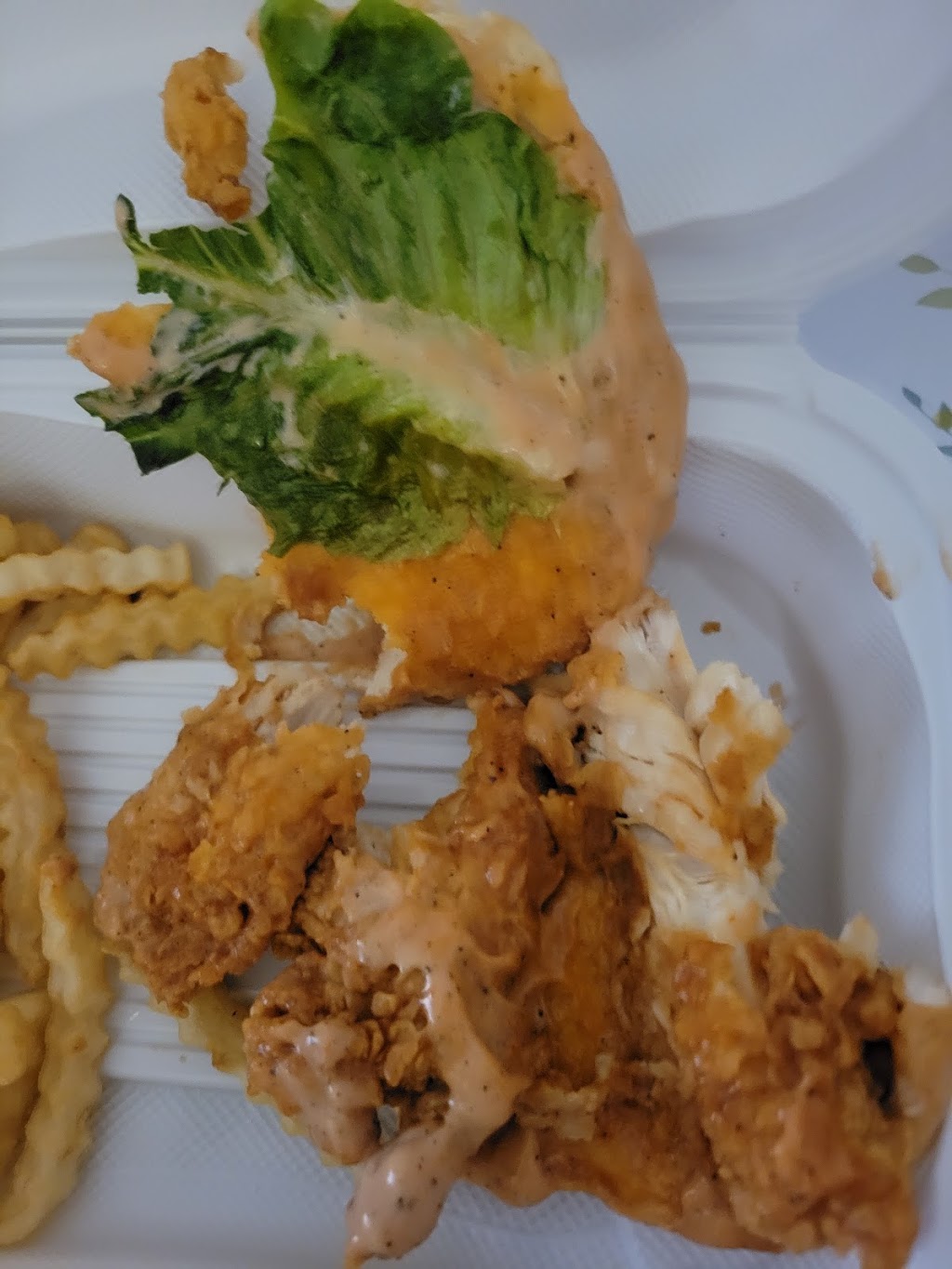 Raising Canes Chicken Fingers | restaurant | 12625 Frederick St Bldg. T1, Moreno Valley, CA 92553, USA | 9514974978 OR +1 951-497-4978