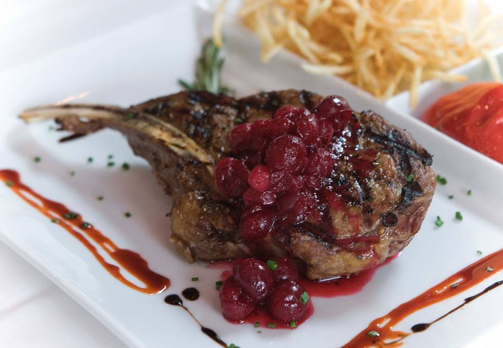 La Toscana | restaurant | 165 Main St E, Milton, ON L9T 1N7, Canada | 9056938345 OR +1 905-693-8345