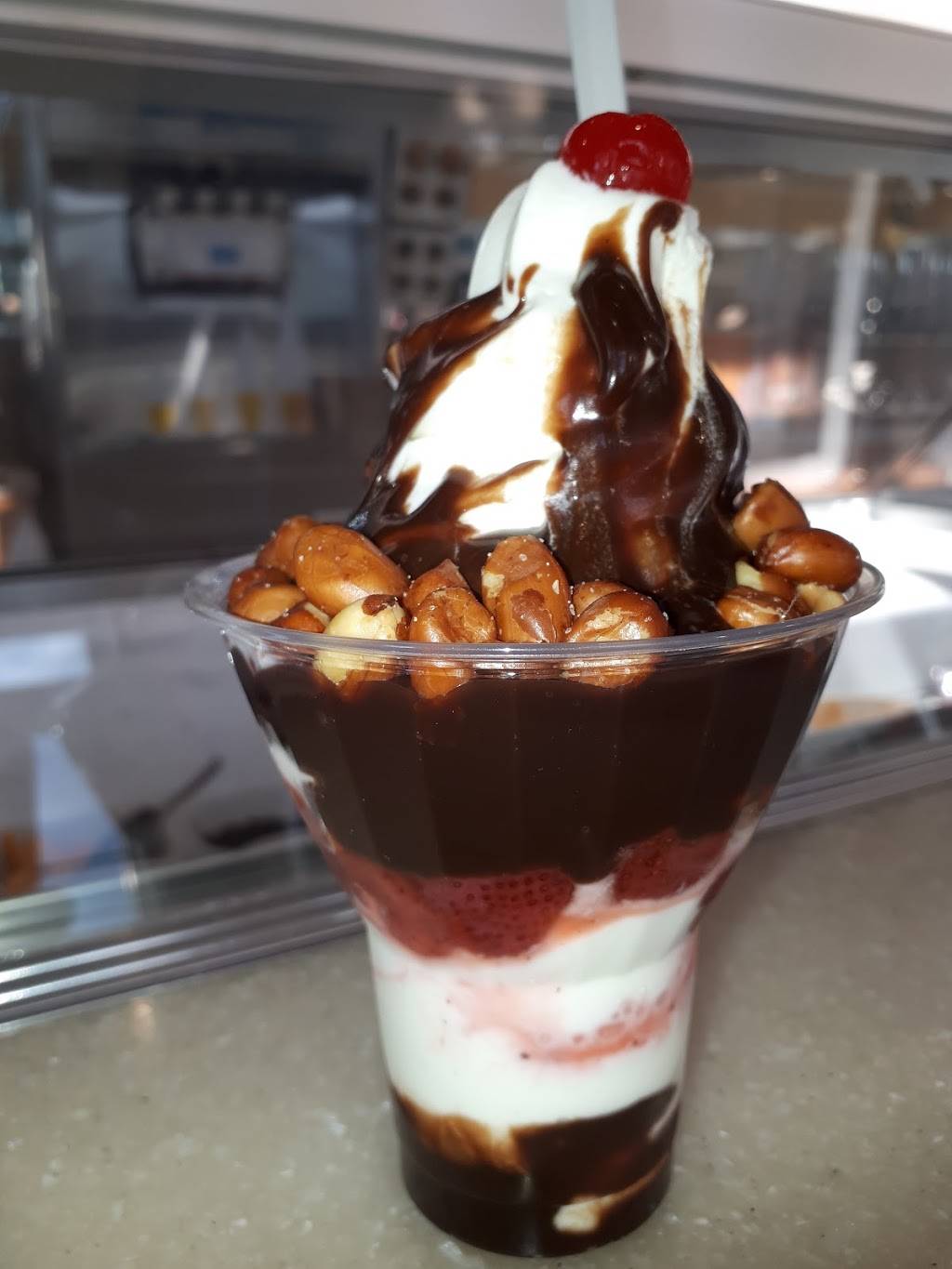 La Crémière | restaurant | 629 Rue Saint Georges, Saint-Jérôme, QC J7Z 5C2, Canada | 4504312867 OR +1 450-431-2867