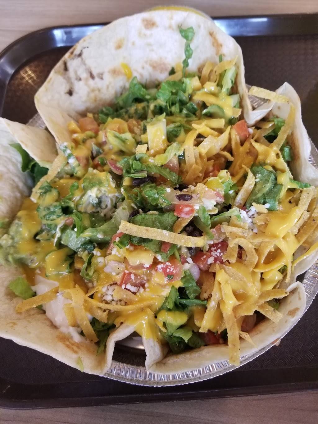 Costa Vida | restaurant | 218 W Lake St, Chicago, IL 60606, USA | 3123743344 OR +1 312-374-3344