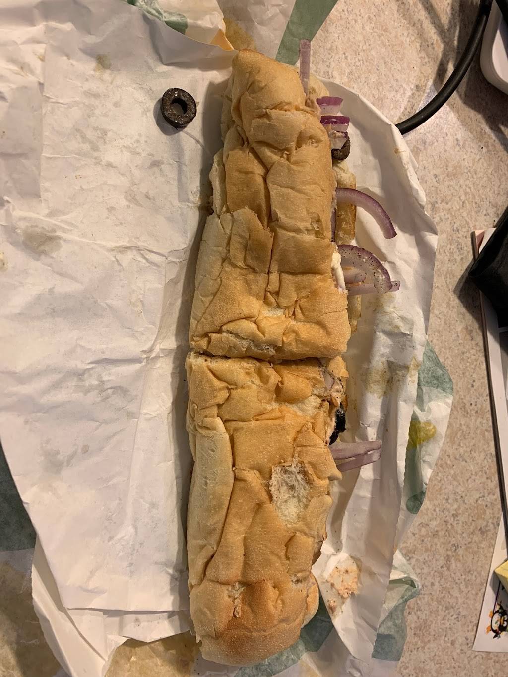 Subway | meal takeaway | 6415 Airline Dr, Metairie, LA 70003, USA | 5047341243 OR +1 504-734-1243