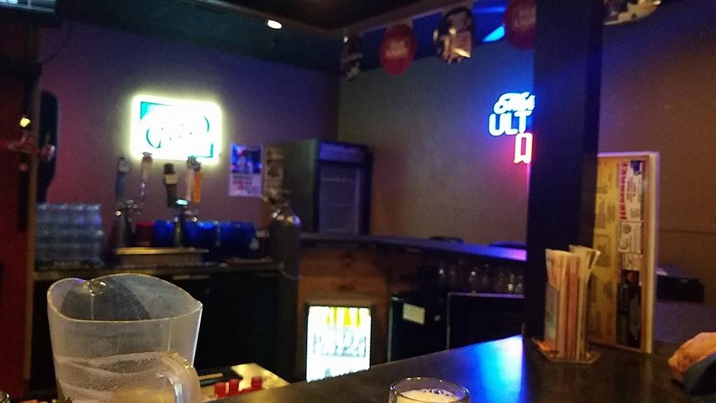 Dustis Place | restaurant | 7006 W MacArthur Rd, Wichita, KS 67215, USA | 3165248200 OR +1 316-524-8200