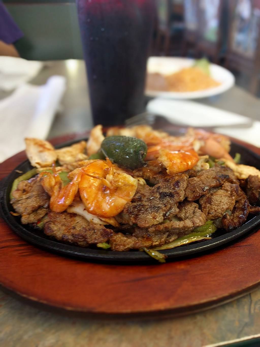 Taqueria Tepatitlan | restaurant | 5545 Southwest Fwy, Houston, TX 77056, USA | 7133499681 OR +1 713-349-9681