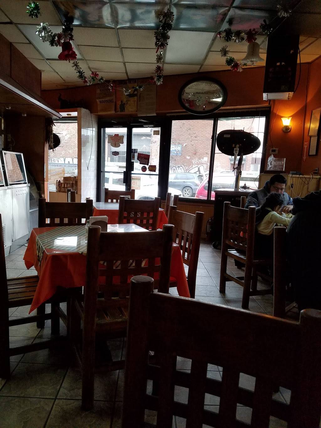 Taqueria El Fogon | restaurant | 1050 Flushing Ave, Brooklyn, NY 11237, USA | 7184977445 OR +1 718-497-7445