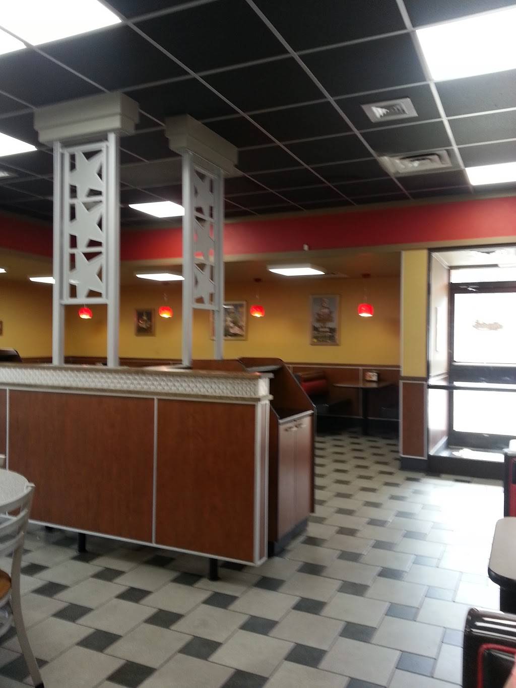 Hardees | restaurant | 701 S College Ave, Bluefield, VA 24605, USA | 2763224009 OR +1 276-322-4009