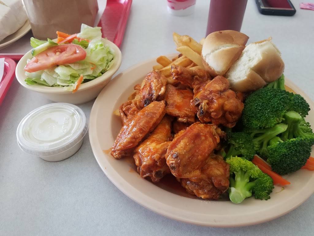 Burger Town USA | restaurant | 24418 Muirlands Blvd, Lake Forest, CA 92630, USA | 9495869841 OR +1 949-586-9841