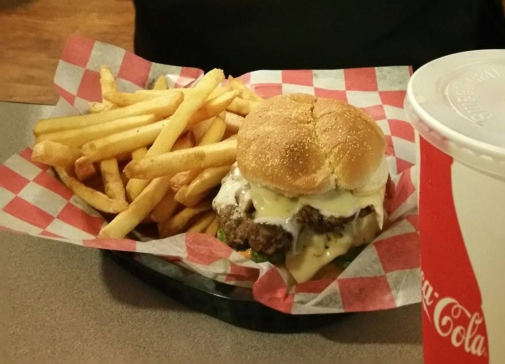 Flippin Jimmys | restaurant | 118 W North St, Fostoria, OH 44830, USA | 4197017062 OR +1 419-701-7062