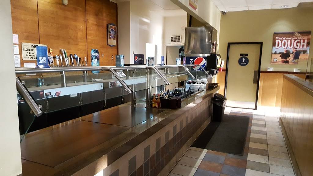 Round Table Pizza | meal delivery | 2408 W Victory Blvd, Burbank, CA 91506, USA | 8188457613 OR +1 818-845-7613