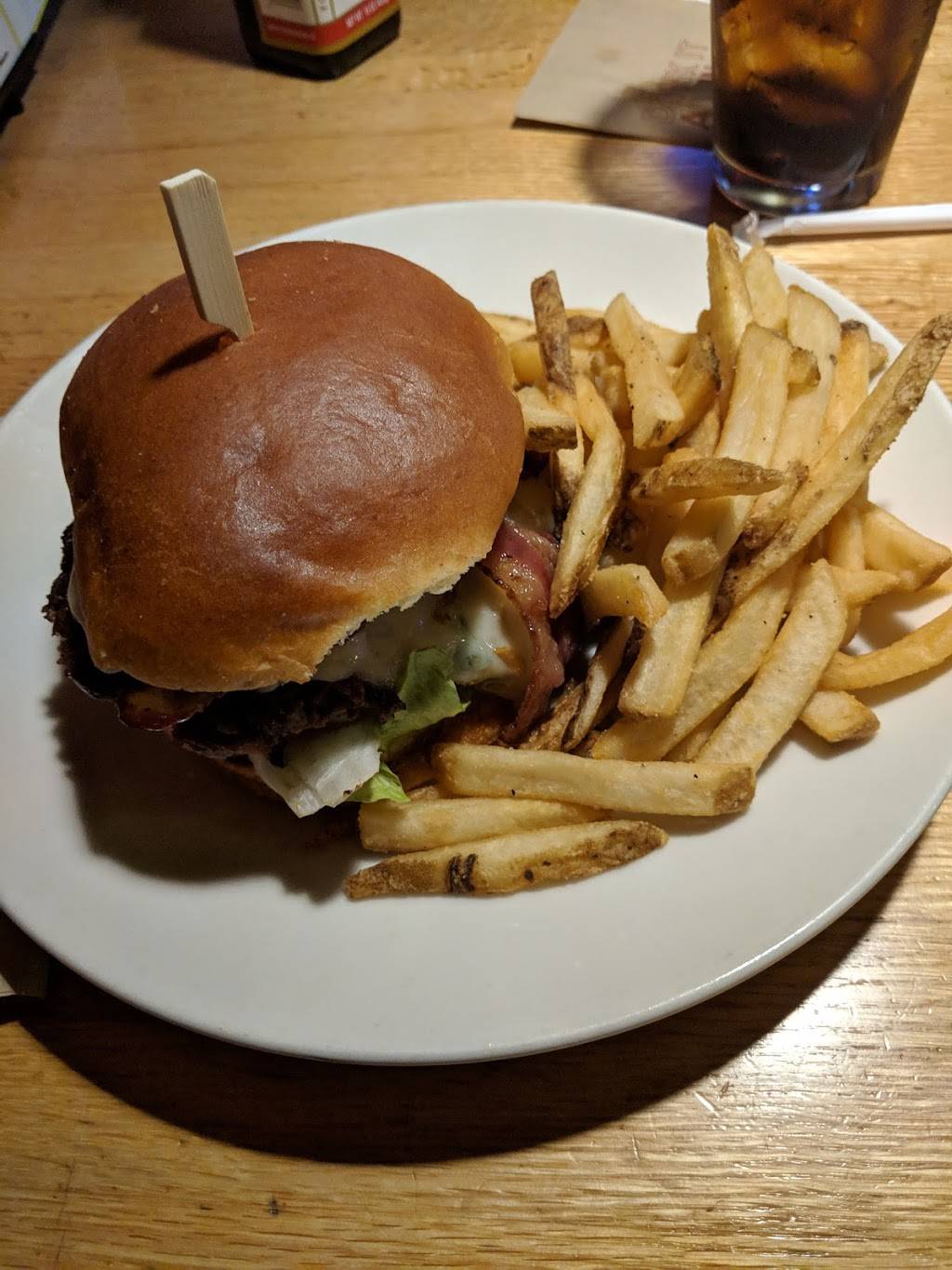 Applebees Grill + Bar | restaurant | 9000 Ming Ave Suite M, Bakersfield, CA 93311, USA | 6616640974 OR +1 661-664-0974