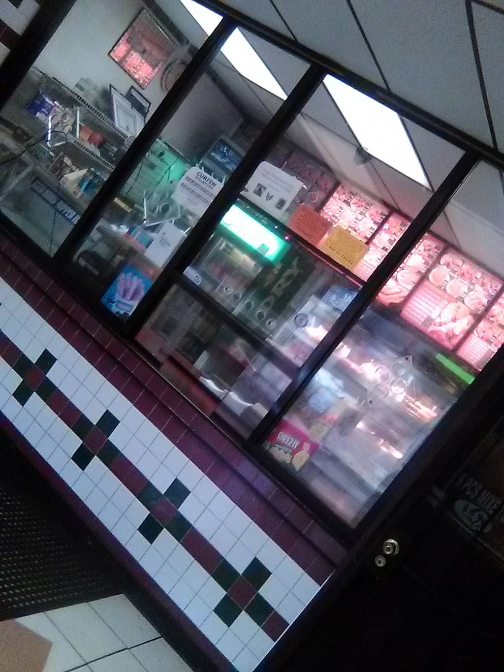 Crown Fried Chicken | restaurant | 2912 N 22nd St, Philadelphia, PA 19132, USA | 2152295811 OR +1 215-229-5811