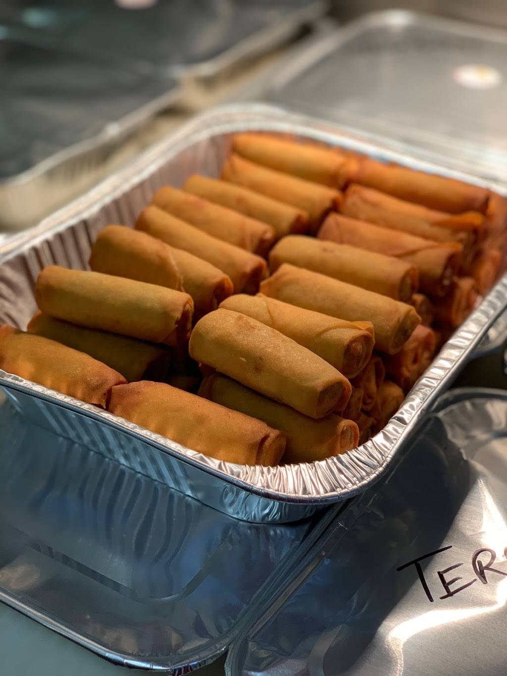 Island Alii BBQ and Local Food | restaurant | 2675 Gateway Rd #101, Carlsbad, CA 92009, USA | 7609301000 OR +1 760-930-1000