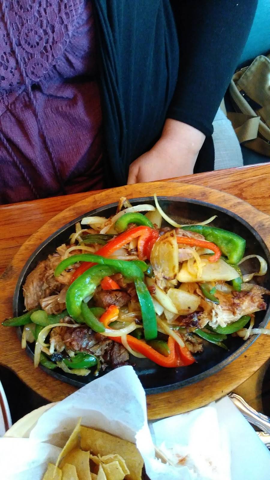 Plaza Garibaldi Mexican Restaurant | restaurant | 7917 Ritchie Hwy, Glen Burnie, MD 21061, USA | 4107612447 OR +1 410-761-2447