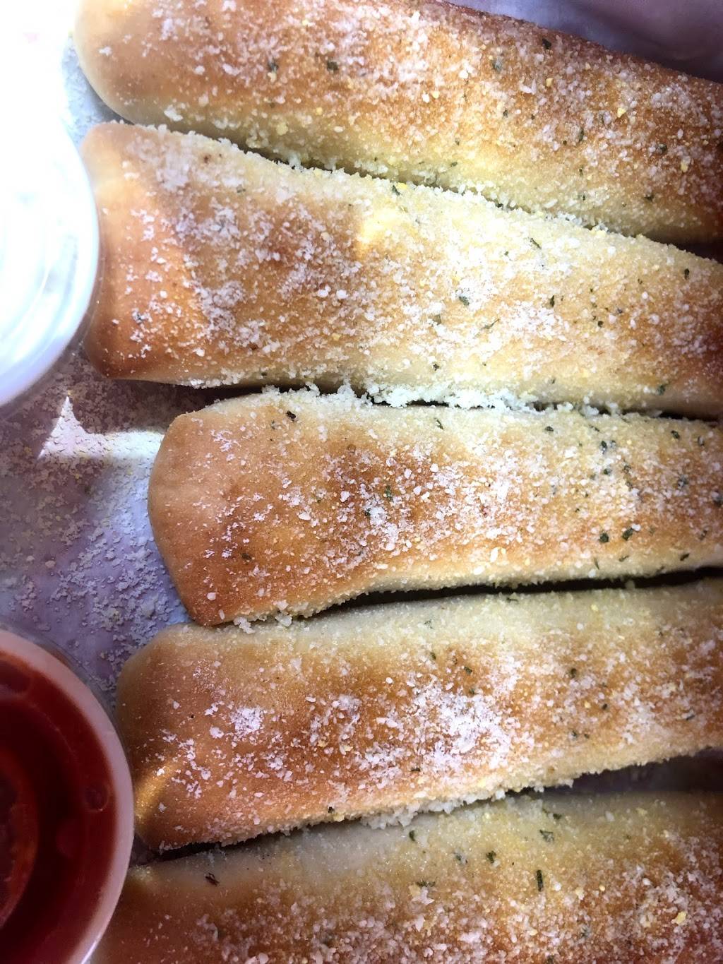 Cassabs Pizza Factory | restaurant | 2821 Fort St, Wyandotte, MI 48192, USA | 3136471545 OR +1 313-647-1545